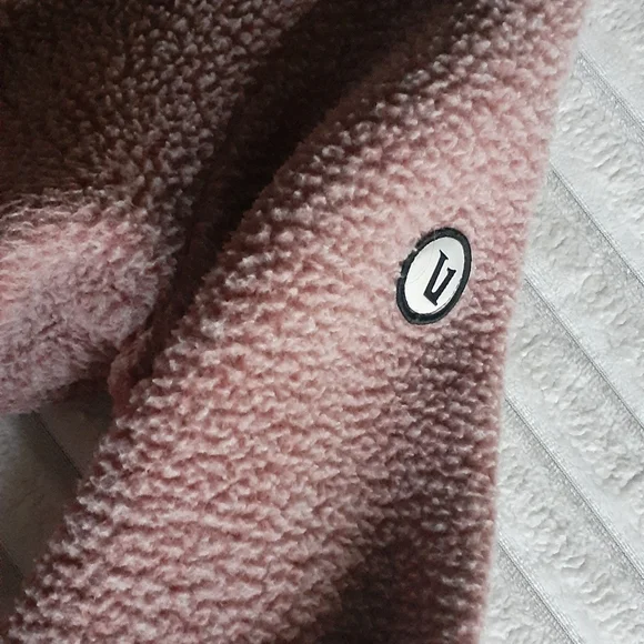 Vuori Jacket - Picture 3 of 12